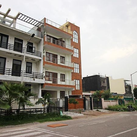 Oyo 9192 Hotel Raghav Residency Noida Eksteriør bilde